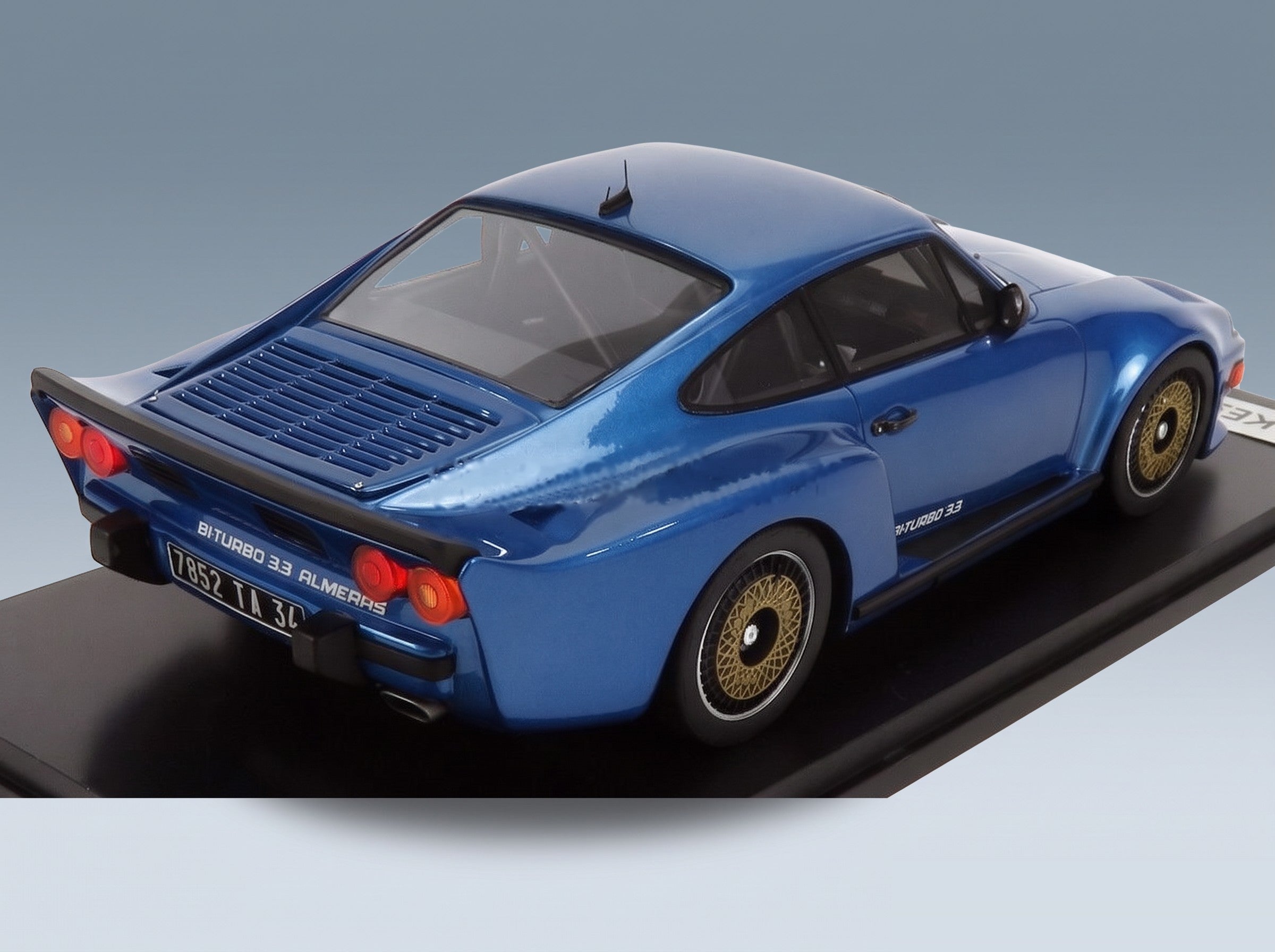 Porsche 911 930 Biturbo 3.3 Almeras 1993 Blue Metallic Kess Model 1:18 scale model - rear three-quarter view