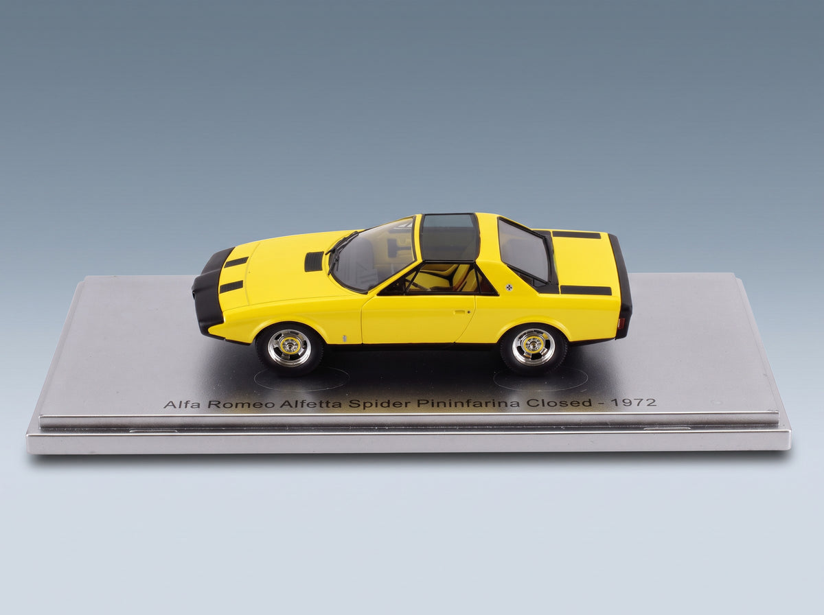 Alfa Romeo Alfetta Spider Pininfarina Closed 1972 Yellow Kess Model 1:43 scale model - side view