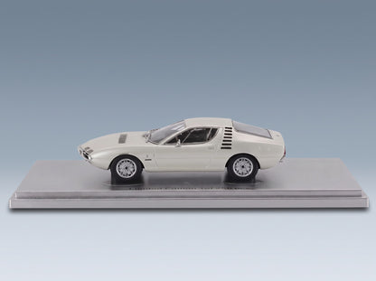 Alfa Romeo Montreal Expo 1967 White Kess Model 1:43 scale model - side view