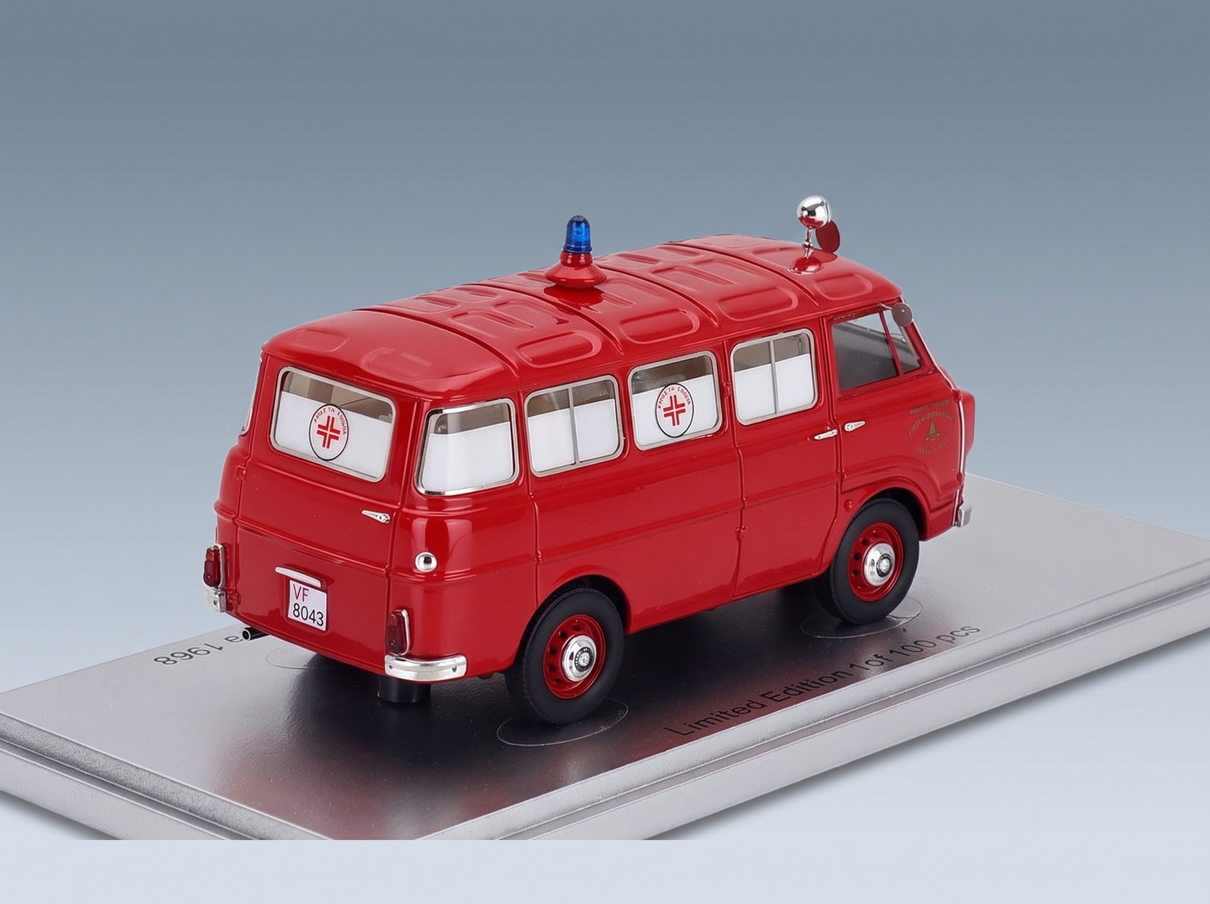 Alfa Romeo F-12 Vigili del Fuoco Ambulanza 1968 KESS Model 1:43 scale model - rear three-quarter view