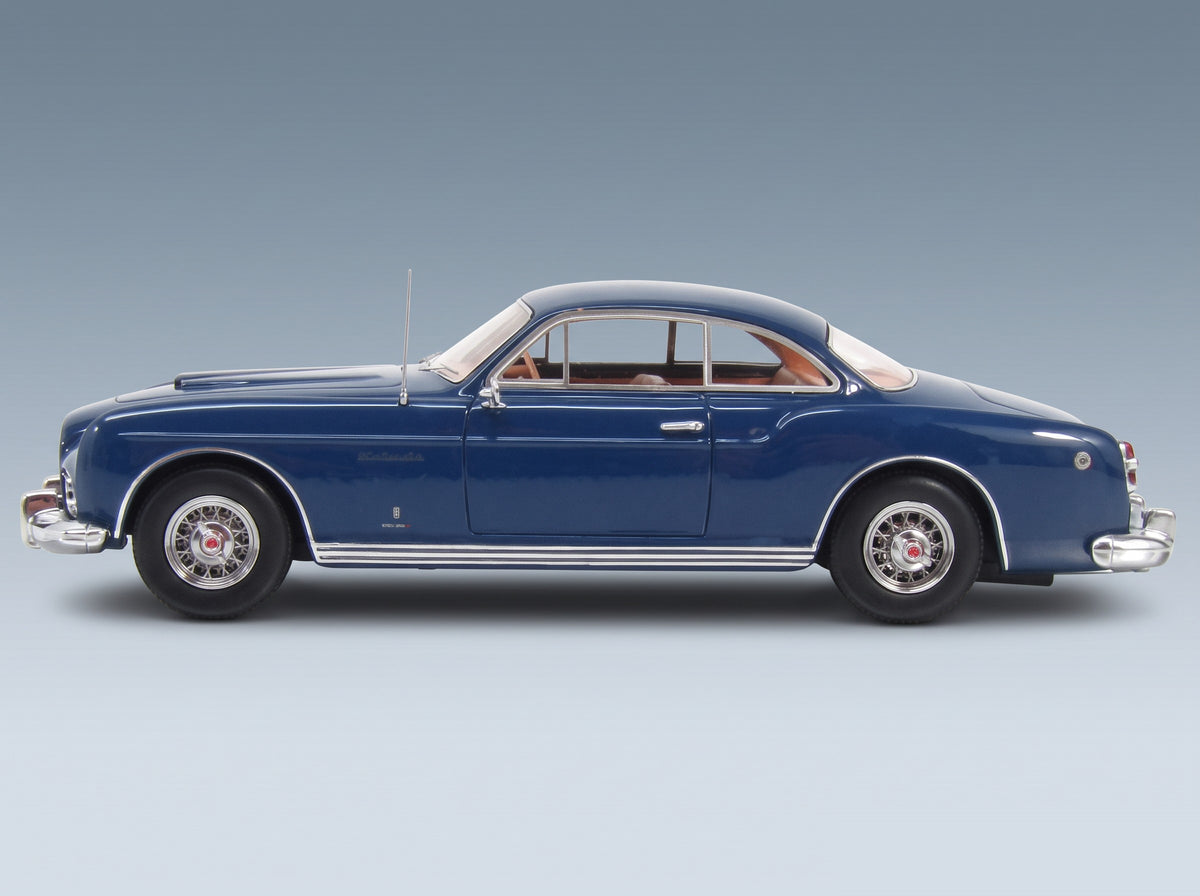 Chrysler New Yorker Ghia Coupe 1954 Blue Kess Model 1:43 scale model - side view