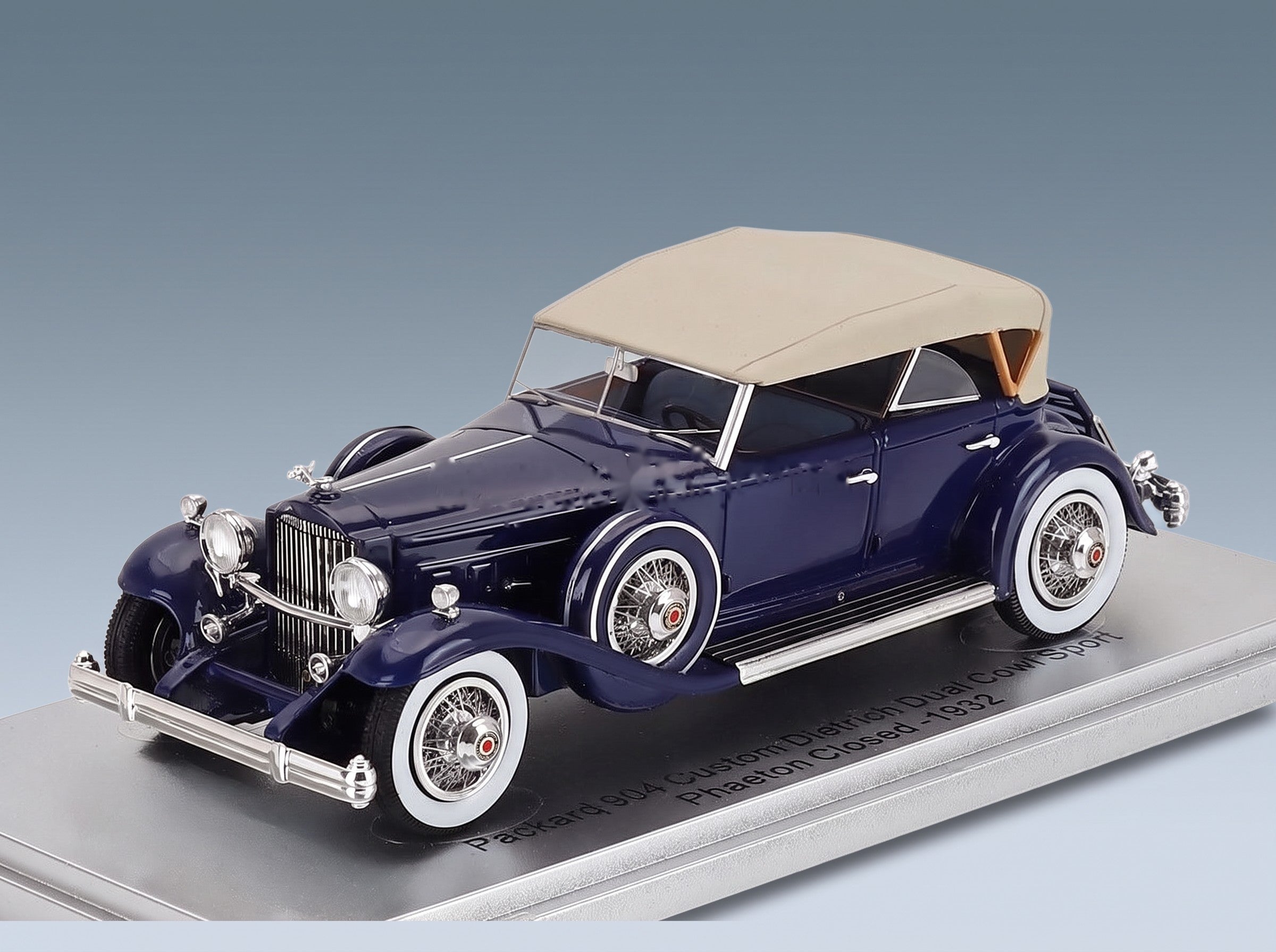 Packard 904 Custom Dietrich Dual Cowl Sport Phaeton Closed 1932 Blue Beige Kess Model 1:43 scale model - front three-quarter view