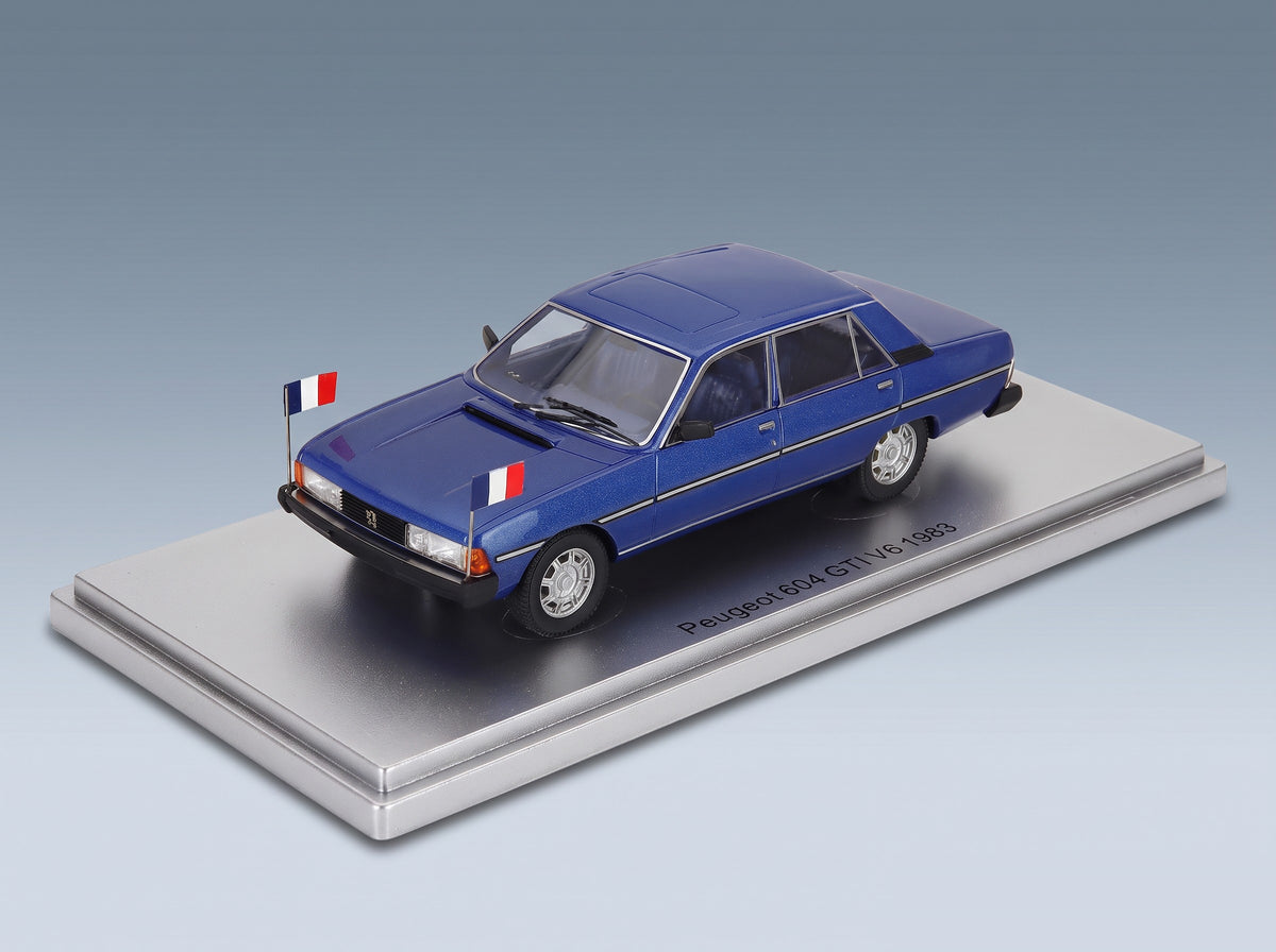 Peugeot 604 GTi V6 Ministeriale 1983 Blue Kess Model 1:43 scale model - front three-quarter view
