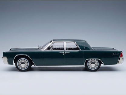 Lincoln Continental Sedan 1963 Dark Green Metallic KK Scale 1:18 - side view