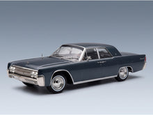 Lincoln Continental Sedan 1963 Grey Metallic KK Scale 1:18 - front three-quarter view