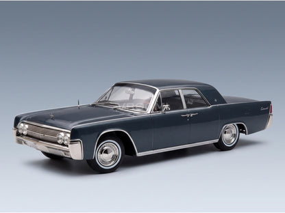 Lincoln Continental Sedan 1963 Grey Metallic KK Scale 1:18 - front three-quarter view