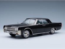 Lincoln Continental Sedan 1963 Black KK Scale 1:18 - front three-quarter view