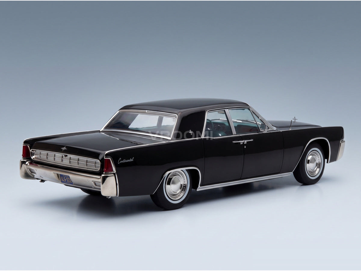 Lincoln Continental Sedan 1963 Black KK Scale 1:18 scale model - rear three-quarter view