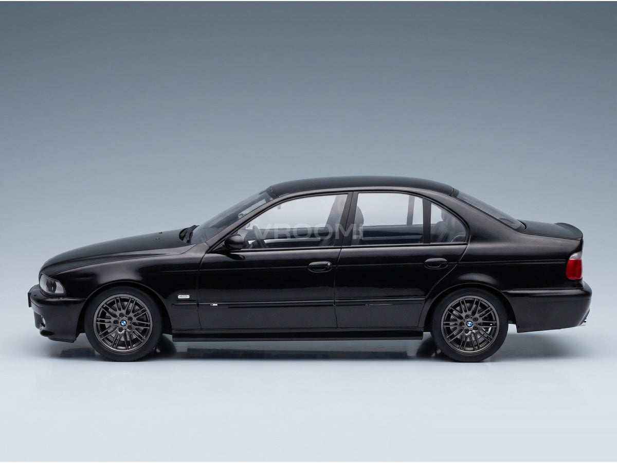 BMW M5 E39 1998 Black KK Scale 1:18 scale model - side view