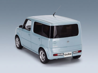 NISSAN - CUBE 2003 - LIGHT BLUE scale model - rear three-quarter view