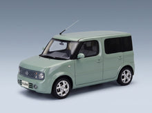 NISSAN - CUBE 2003 - LIGHT GREEN scale model - front three-quarter view