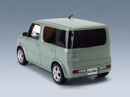 NISSAN - CUBE 2003 - LIGHT GREEN scale model - rear three-quarter view