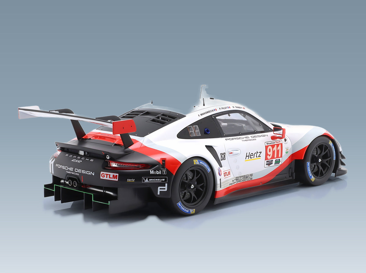 Porsche 911 991 RSR 4.0L Porsche GT No. 911 Fred Makowiecki Patrick Pilet Nick Tandy 24h Daytona 2018 IXO Models 1:12 scale model - rear three-quarter view