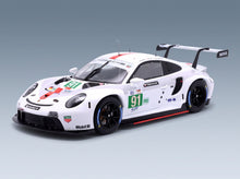 Porsche 911 991-2 4.2L Team Porsche GT No. 91 Gianmaria Bruni Richard Lietz Frederic Makowiecki Winner LMGTE Pro Class 24h Le Mans 2022 IXO Models 1:18 scale model - front three-quarter view