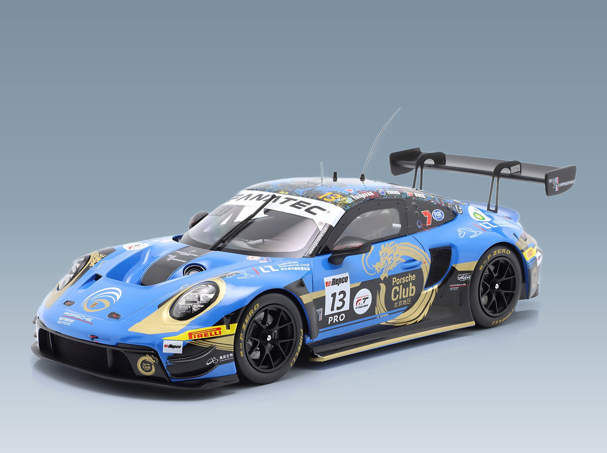 Porsche 911 992 GT3 R Phantom Global Racing No. 13 4th 12h Bathurst 2024 Jaxon Evans Joel Eriksson Thomas Preining IXO Models 1:18 scale model - front three-quarter view