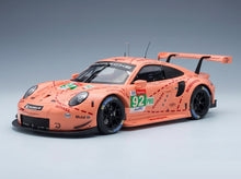 Porsche 911 991 RSR Porsche GT Team No. 92 Winner LMGTE Pro Pink Pig Tribute 24h Le Mans 2018 Michael Christensen Kevin Estre Laurens Vanthoor IXO Models 1:18 scale model - front three-quarter view