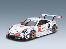 Porsche 911 991 RSR Porsche GT No. 911 Pilet Tandy Makowiecki Winner GTLM Class Petit Le Mans 2018 Minichamps 1:18 scale model - front three-quarter view