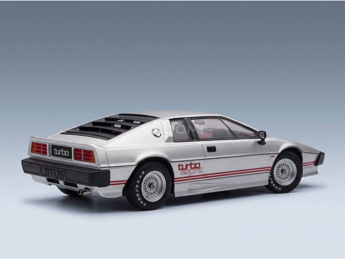 Lotus Esprit Turbo 1981 Silver Red KK Scale 1:18 scale model - rear three-quarter view