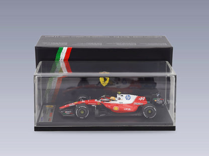 FERRARI - F1  SF-26 TEAM SCUDERIA FERRARI HP SF26 N 44 3rd CHINA GP 2026 LEWIS HAMILTON - RED WHITE BLACK scale model - side view in display case