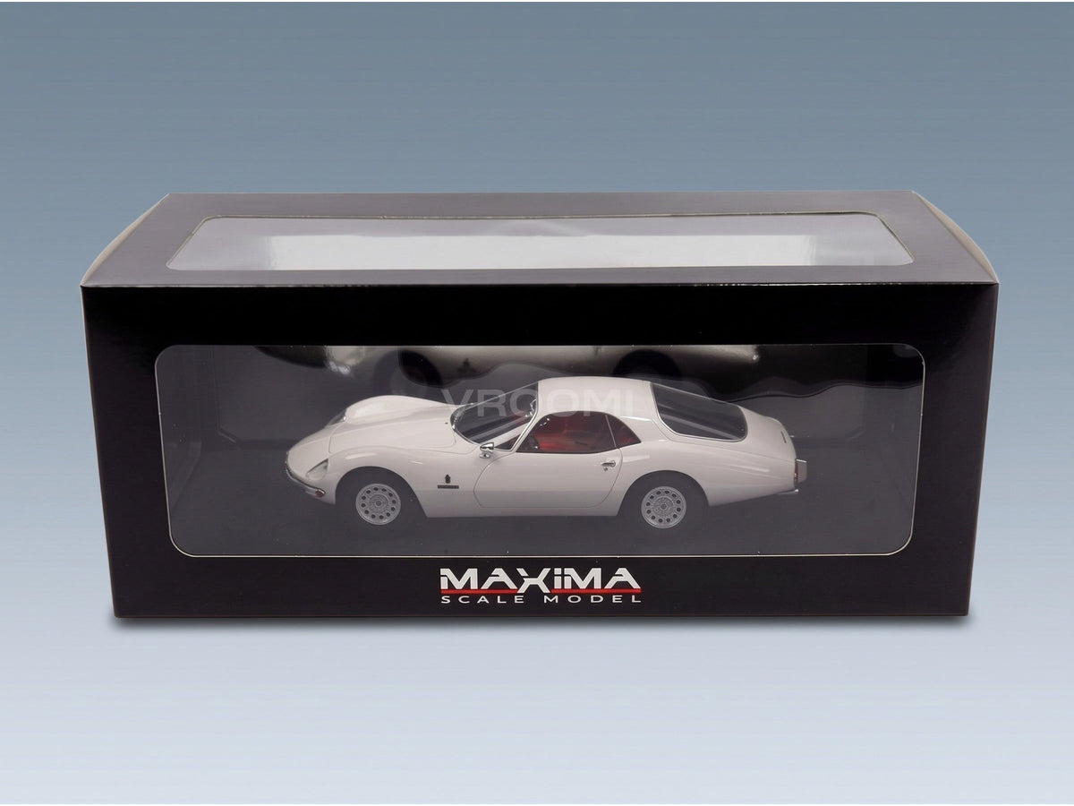 Alfa Romeo Giulia TZ2 Coupé Pininfarina 1965 White Maxima 1:18 scale model - original packaging