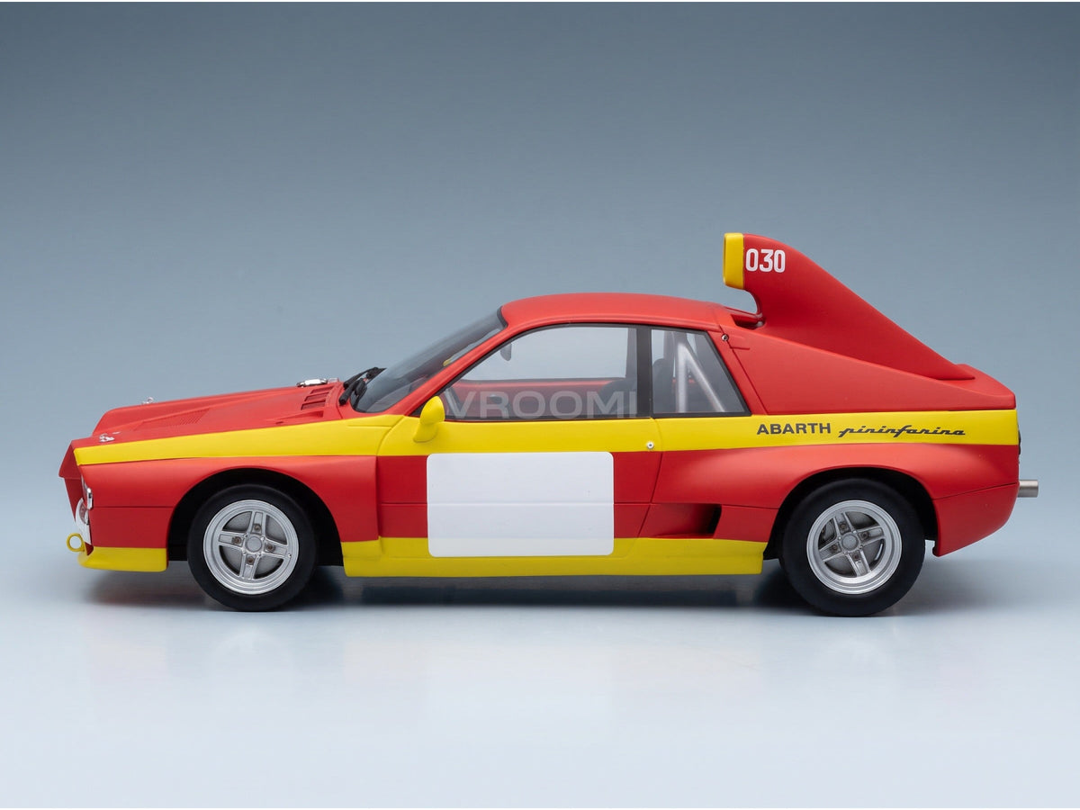 Abarth SE030 Pininfarina Press 1974 Maxima 1:18 scale model - side view