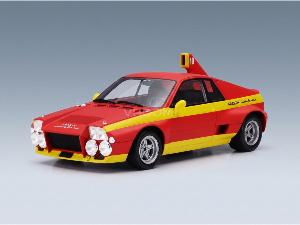 Abarth SE030 Pininfarina Road Test 1974 Maxima 1:18 scale model - front three-quarter view
