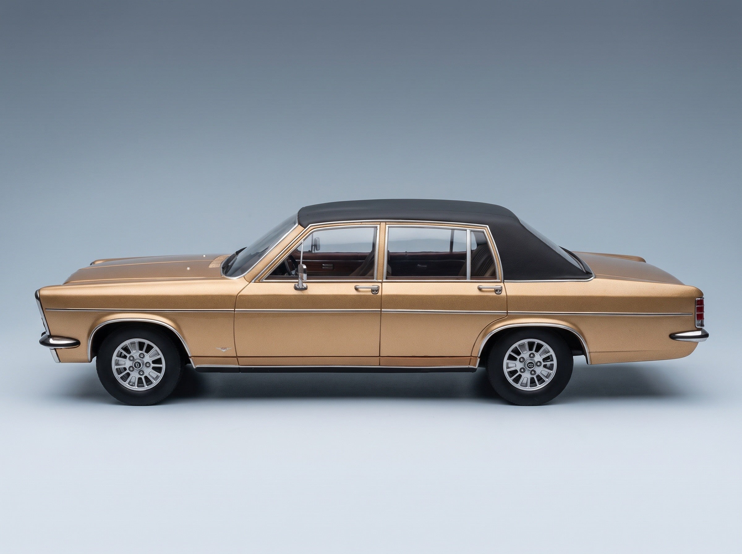 Opel Diplomat B 1972 Gold Black MCG 1:18 scale model - side view