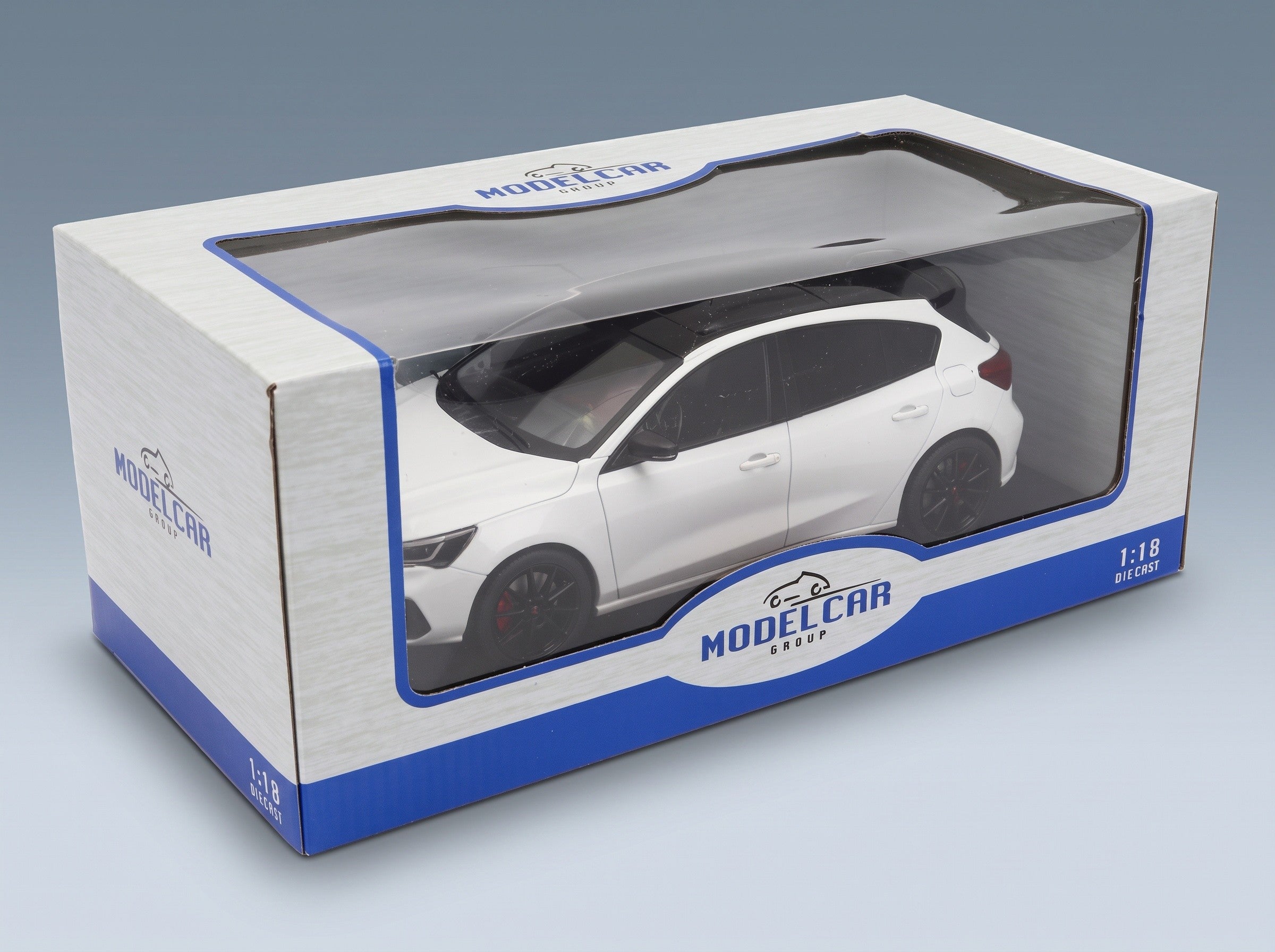 Ford Focus ST 2022 White MCG 1:18 scale model - original packaging