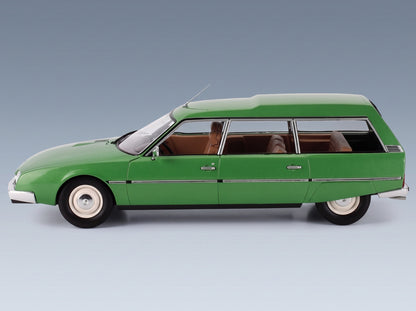 Citroën CX Break Station Wagon 1977 Dark Green MCG 1:18 scale model - side view