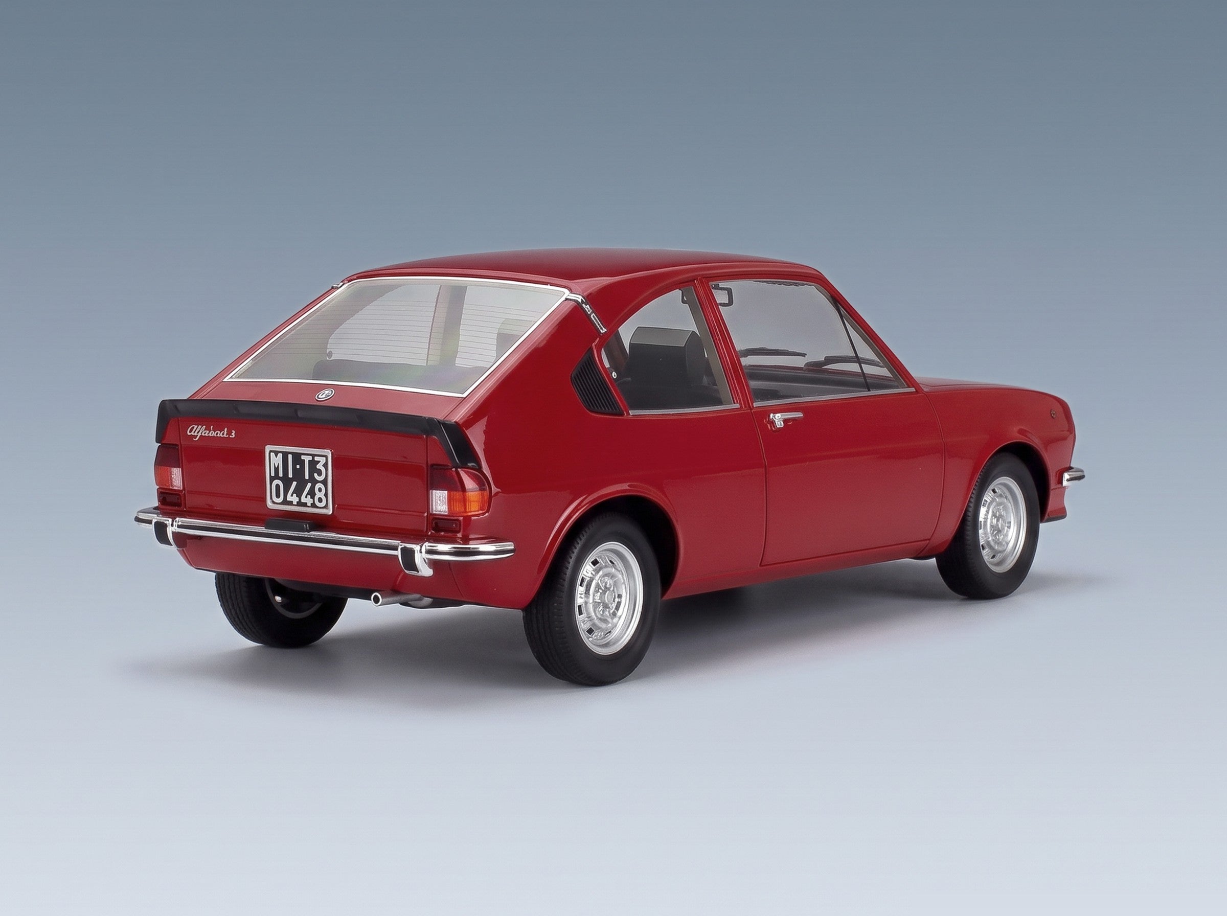 Alfa Romeo Alfasud Ti 1-Series 1973 Rosso Alfa Mitica 1:18 scale model - rear three-quarter view
