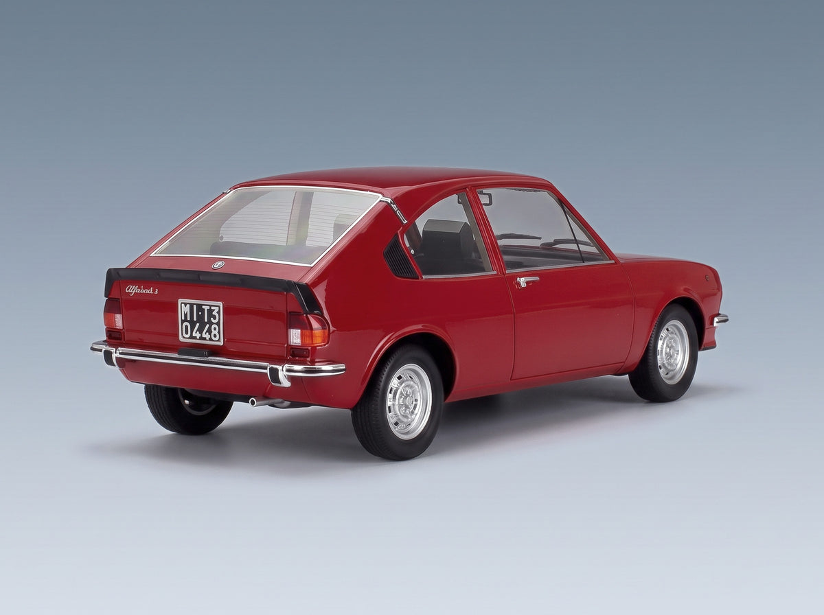 Alfa Romeo Alfasud Ti 1-Series 1973 Rosso Alfa Mitica 1:18 scale model - rear three-quarter view