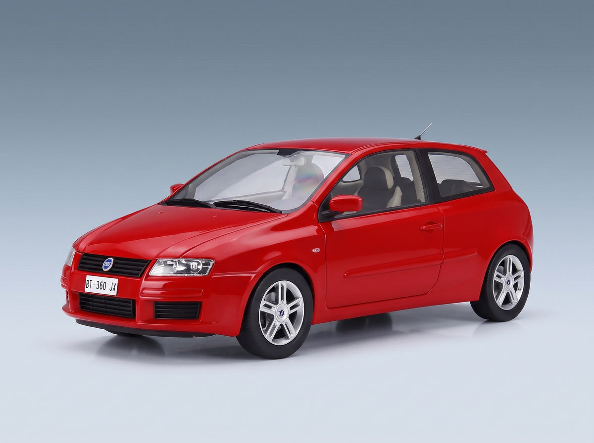Fiat Stilo Abarth 2.4 20V 2001 Tiziano Red Mitica 1:18 scale model - front three-quarter view
