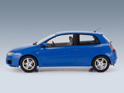Fiat Stilo Abarth 2.4 20V 2001 Blue Pole 246 Mitica 1:18 scale model - side view