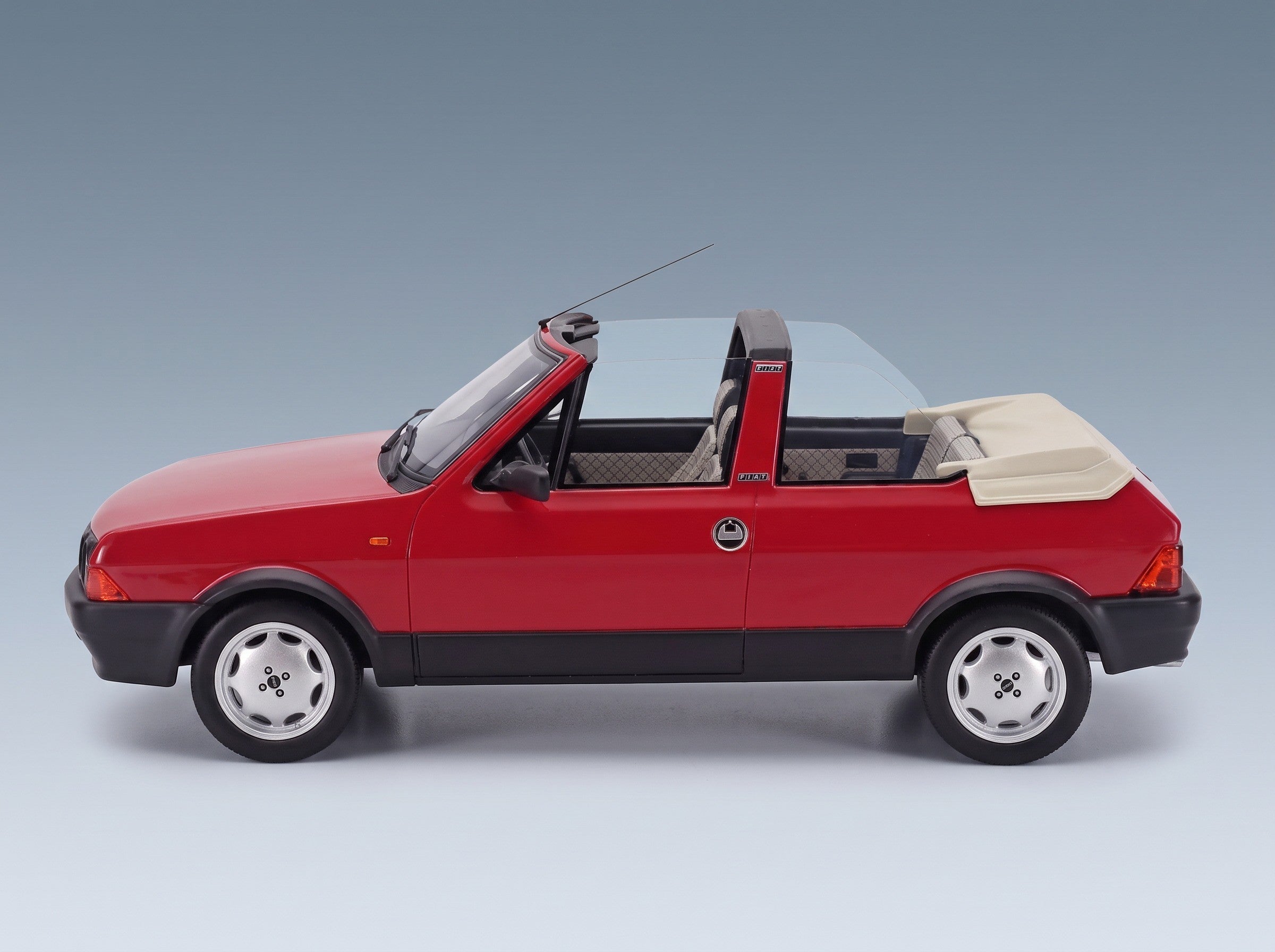 Fiat Ritmo Bertone Supercabrio 100S 1986 Red Mitica 1:18 scale model - side view