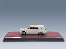 Alfa Romeo Giulia SW Station Wagon Assistance Competition 1967 White Matrix Scale Models 1:43 scale model - side view on display base