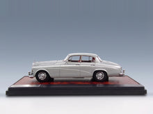 Bentley S2 Continental Sports Saloon Hooper 1959 Silver Matrix Scale Models 1:43 scale model - side view on display base