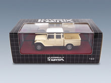 Toyota HJ45 Land Cruiser Crew Cab Pick-Up 1979 Cream White Matrix Scale Models 1:43 scale model - original packaging