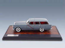 Bentley S2 Wendler ch.LLBA9 Estate Wagon 1960 Grey Matrix Scale Models 1:43 scale model - side view on display base