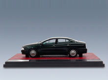 Jaguar V12 Kensington Italdesign Concept 1990 Green Matrix Scale Models 1:43 scale model - side view on display base