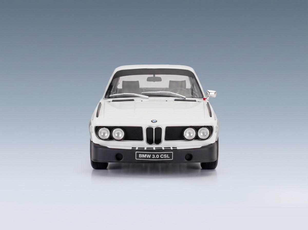 BMW 3.0 CSL Coupé 1972 White Otto-Mobile 1:18 scale model - front view