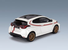 Toyota Yaris GR TGR Italy Limited Edition 2024 White Red Otto-Mobile 1:18 scale model - rear three-quarter view