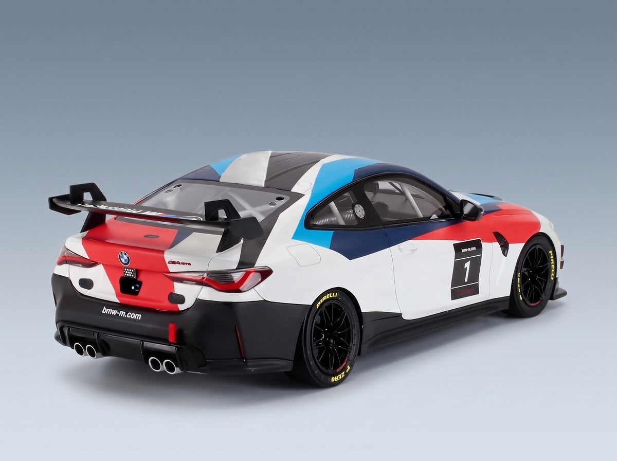 BMW 4-Series M4 GT4 No. 1 Presentation Season 2022 White Black Otto-Mobile 1:18 scale model - rear three-quarter view