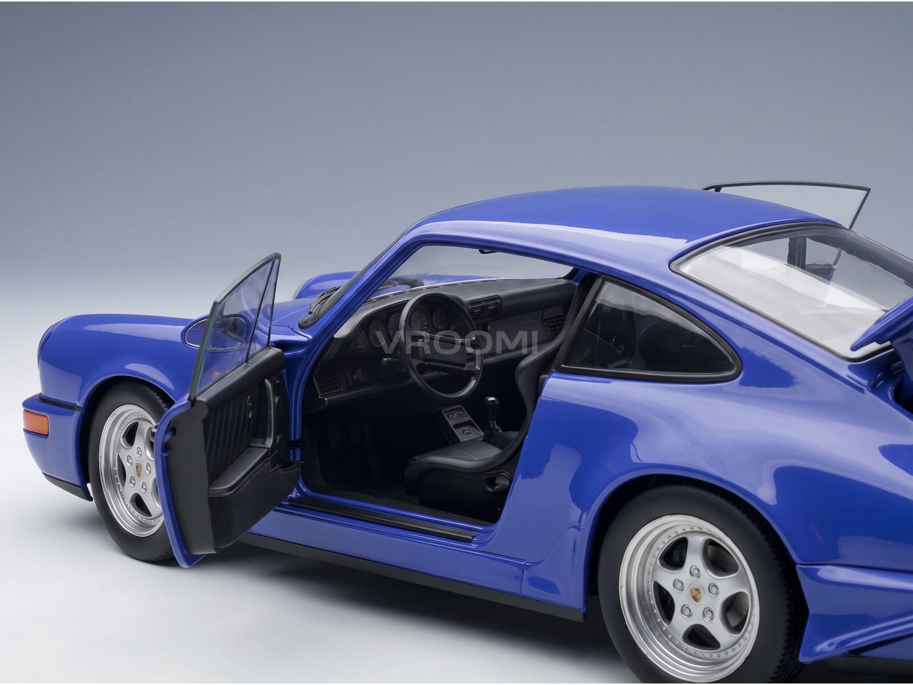 Porsche 911 964 RS Coupé 1992 Blue Speedline Rims KK Scale 1:12 scale model - interior