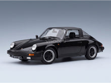 Porsche 911 SC Targa 1983 Black KK Scale 1:18 scale model - front three-quarter view