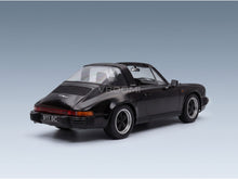 Porsche 911 SC Targa 1983 Black KK Scale 1:18 scale model - rear three-quarter view
