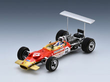 Lotus 49B Gold Leaf Team Lotus No. 12 Mario Andretti Winner USA GP 1968 Spark Model 1:43 scale model - front three-quarter view