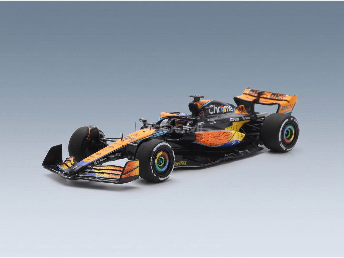 McLaren F1 MCL60 Team McLaren No. 81 6th Abu Dhabi GP Oscar Piastri 2023 Spark Model 1:43 scale model - front three-quarter view