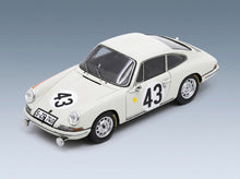PORSCHE | 911S 1991cc COUPE TEAM J.FRANC N 43 24h LE MANS 1967 ANTONY FISCHABER - JACQUES DEWES - front three-quarter view
