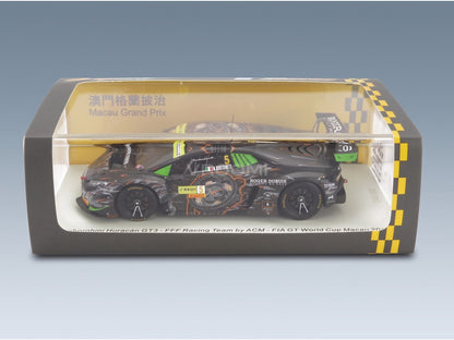 Lamborghini Huracan GT3 Team FFF Racing No. 5 M. Bortolotti FIA GT World Cup Macau 2017 Spark Model 1:43 scale model - original packaging