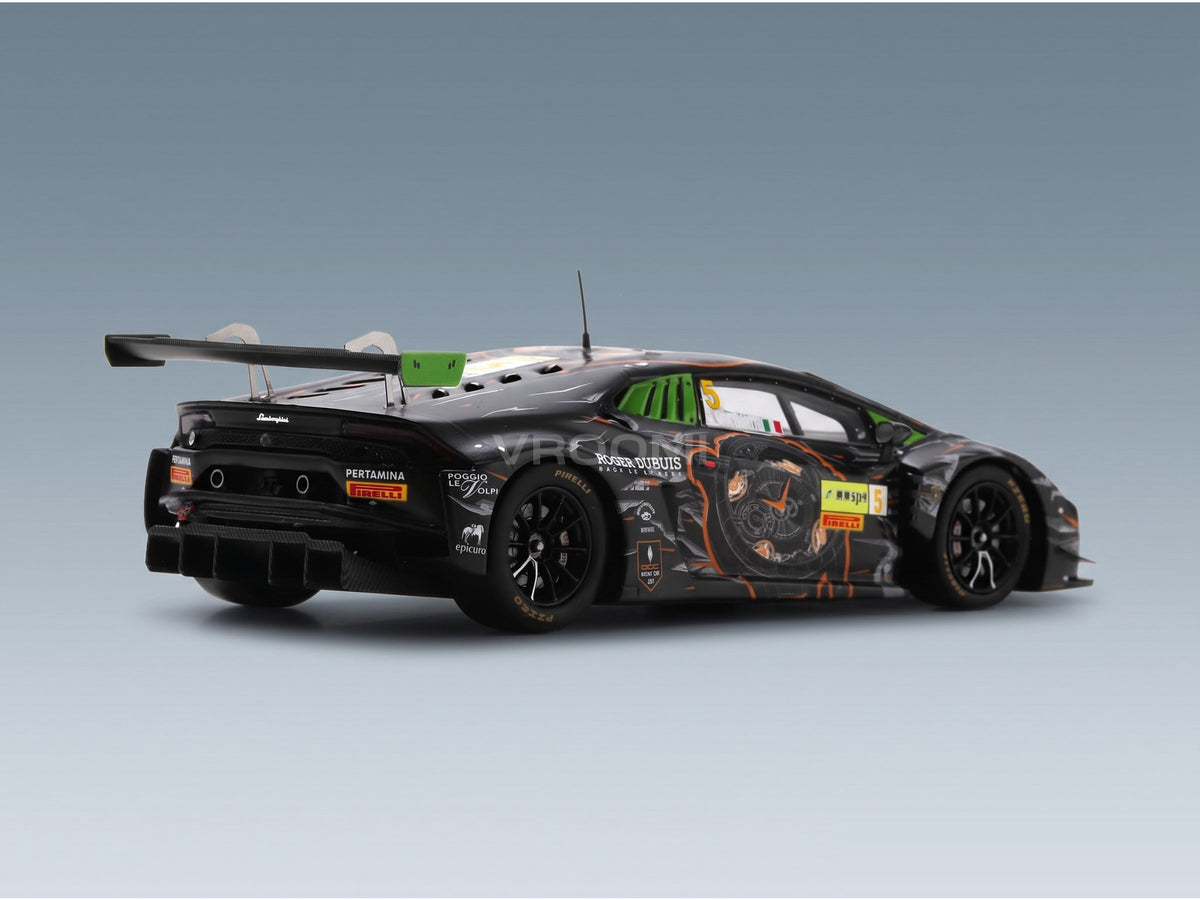 Lamborghini Huracan GT3 Team FFF Racing No. 5 M. Bortolotti FIA GT World Cup Macau 2017 Spark Model 1:43 scale model - rear three-quarter view